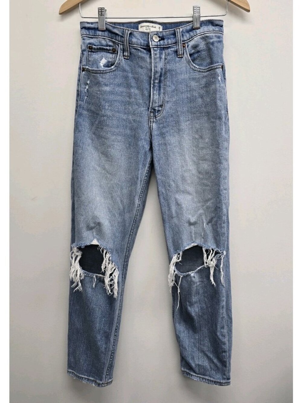 Abercrombie & Fitch The Mom High Rise Jeans Sz 26/2R Distressed Destroyed Denim